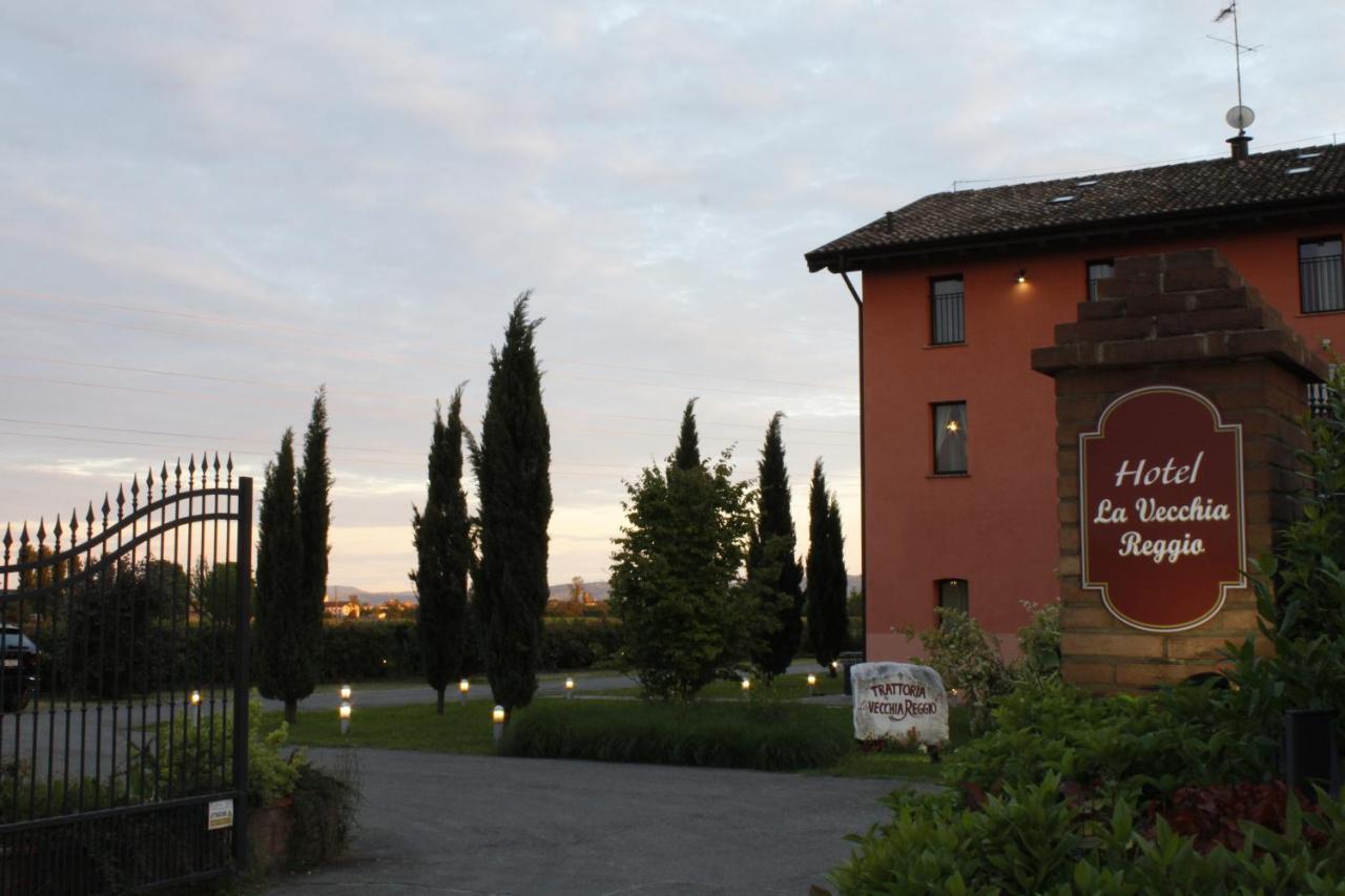 Hotel La Vecchia Reggio ريجّو إيميليا المظهر الخارجي الصورة