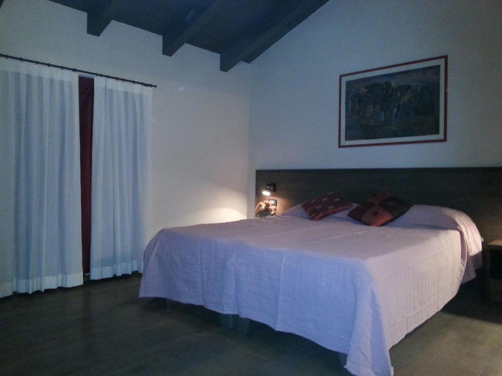 Hotel La Vecchia Reggio ريجّو إيميليا المظهر الخارجي الصورة